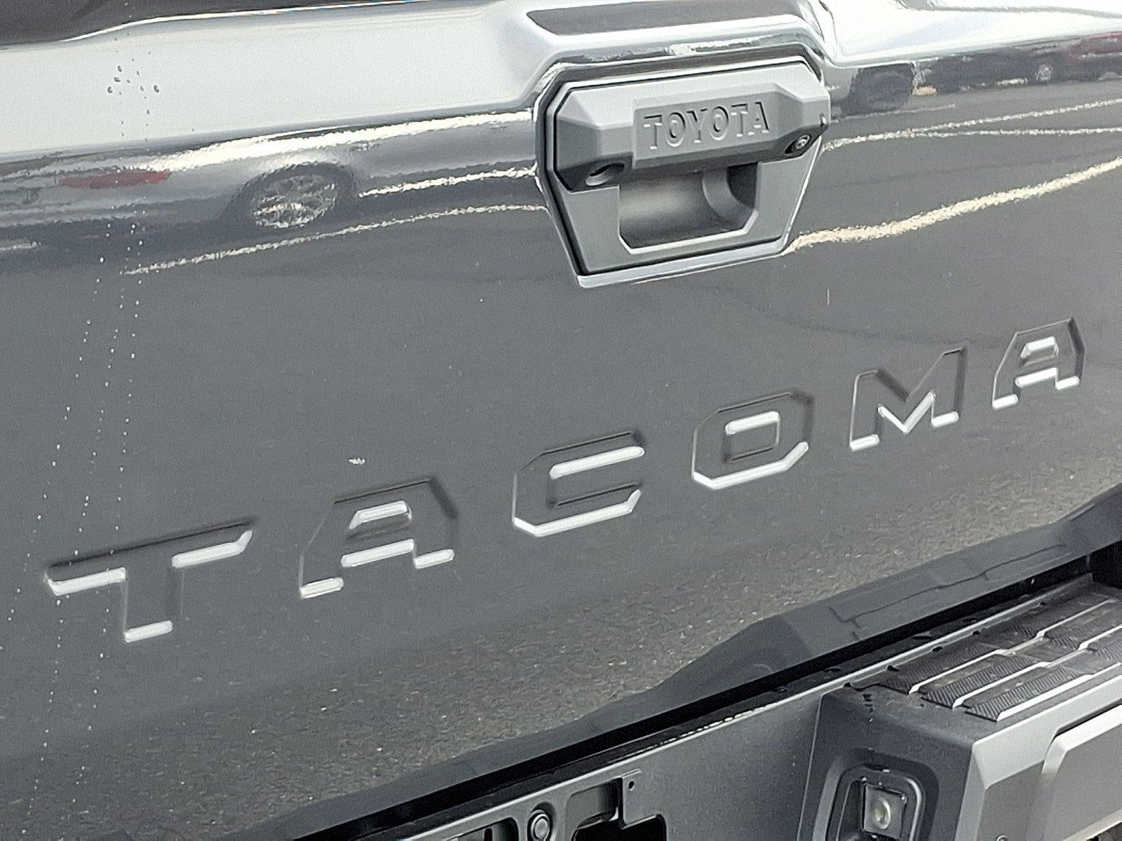 2026 Toyota Tacoma 4WD 4WD TRD Sport Double Cab 5' Bed AT (Natl)