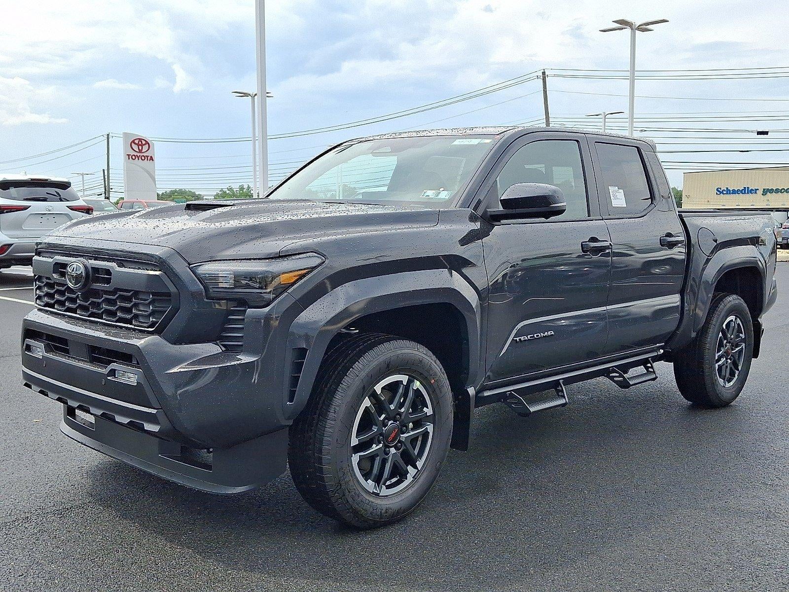 2026 Toyota Tacoma 4WD 4WD TRD Sport Double Cab 5' Bed AT (Natl)