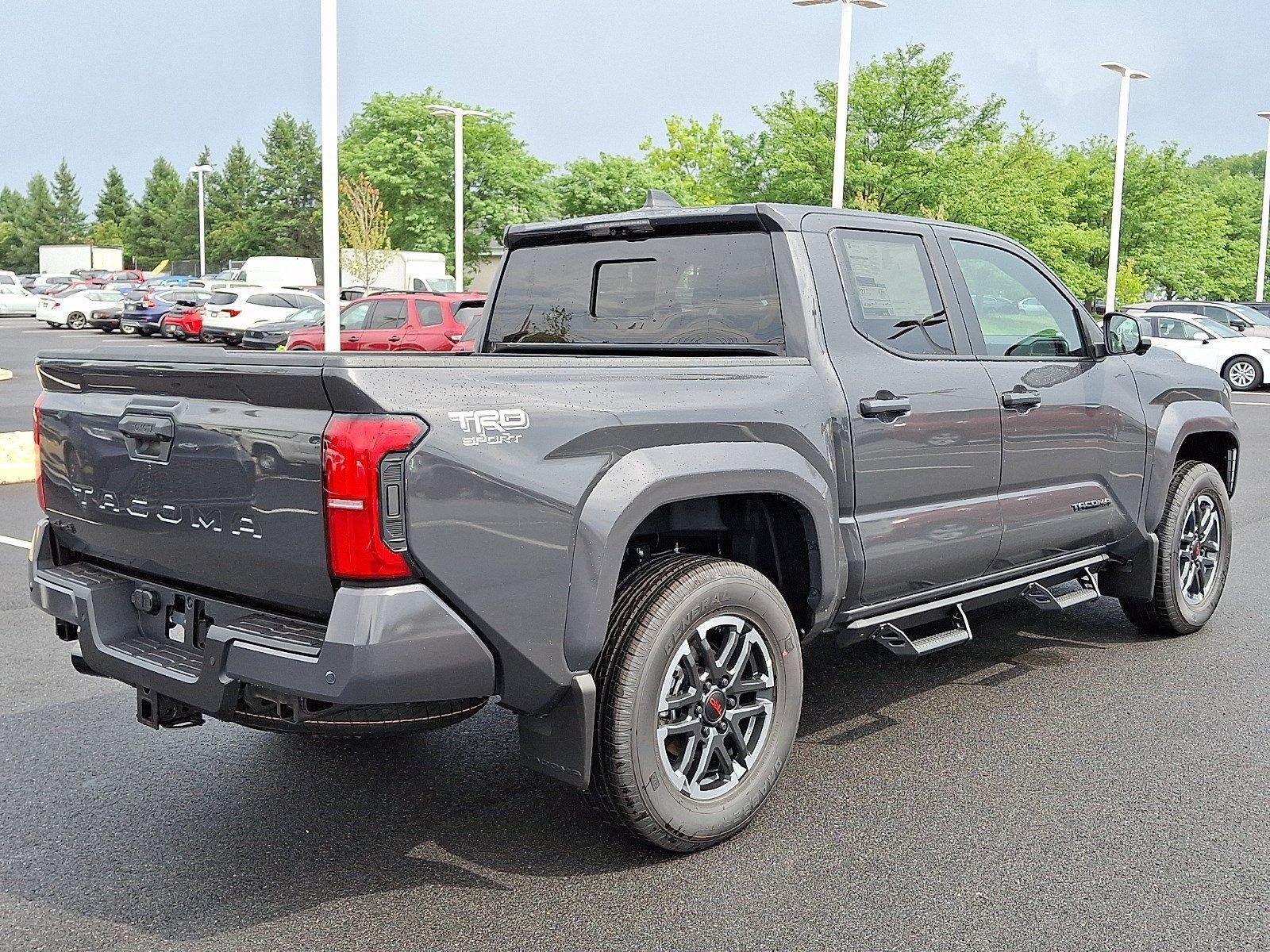 2026 Toyota Tacoma 4WD 4WD TRD Sport Double Cab 5' Bed AT (Natl)