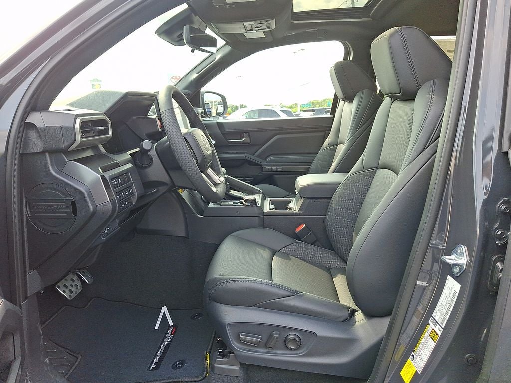 2026 Toyota Tacoma 4WD 4WD TRD Sport Double Cab 5' Bed AT (Natl)