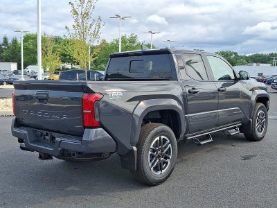 2026 Toyota Tacoma 4WD 4WD TRD Sport Double Cab 5' Bed AT (Natl)