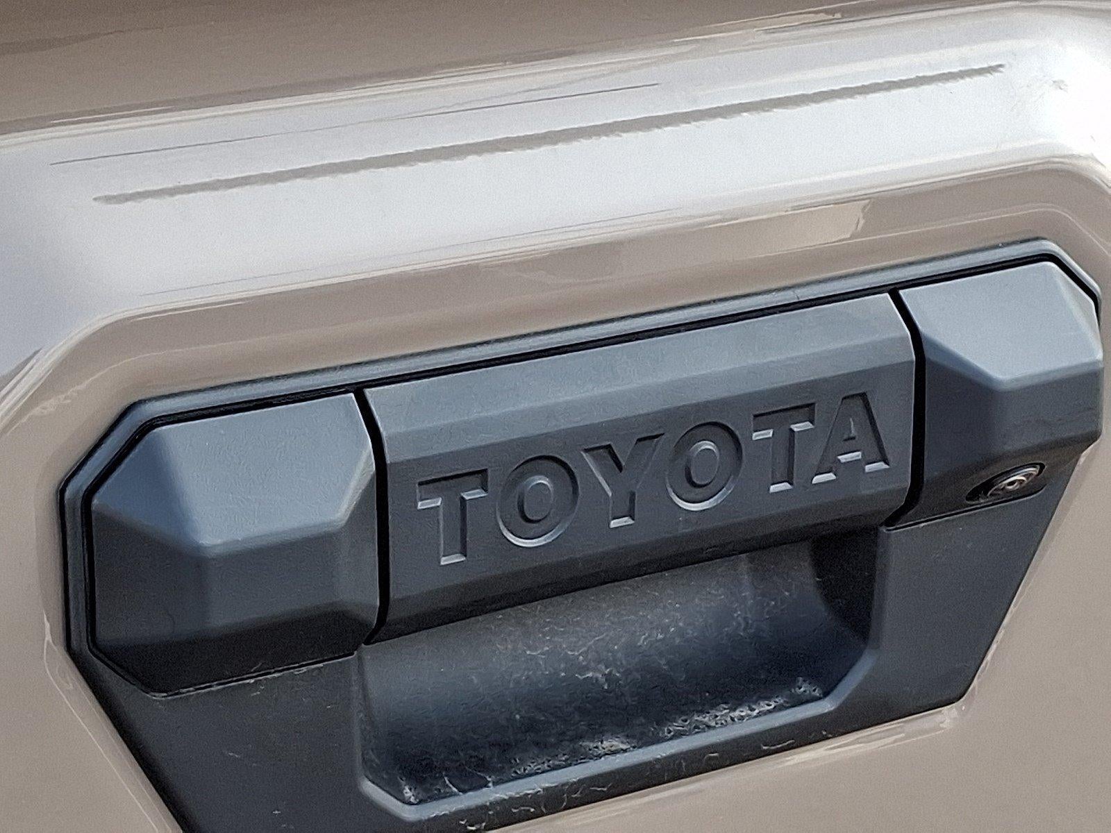 2026 Toyota Tacoma 4WD 4WD TRD Off Road Double Cab 5' Bed AT (Natl)