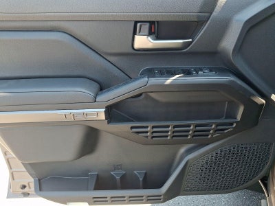 2026 Toyota Tacoma 4WD 4WD TRD Sport Double Cab 5' Bed AT (Natl)