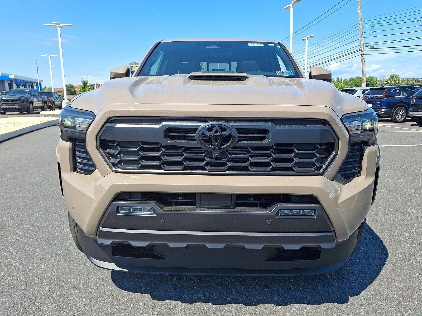 2026 Toyota Tacoma 4WD 4WD TRD Sport Double Cab 5' Bed AT (Natl)