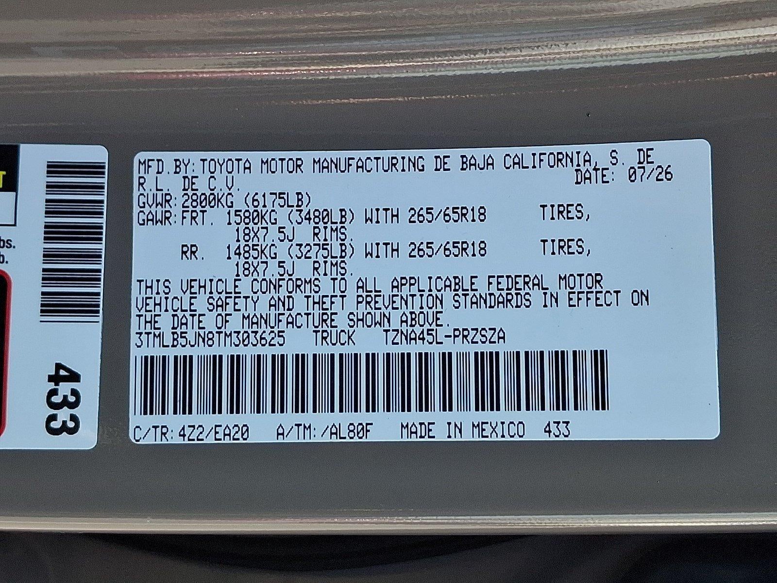 2026 Toyota Tacoma 4WD 4WD TRD Sport Double Cab 5' Bed AT (Natl)