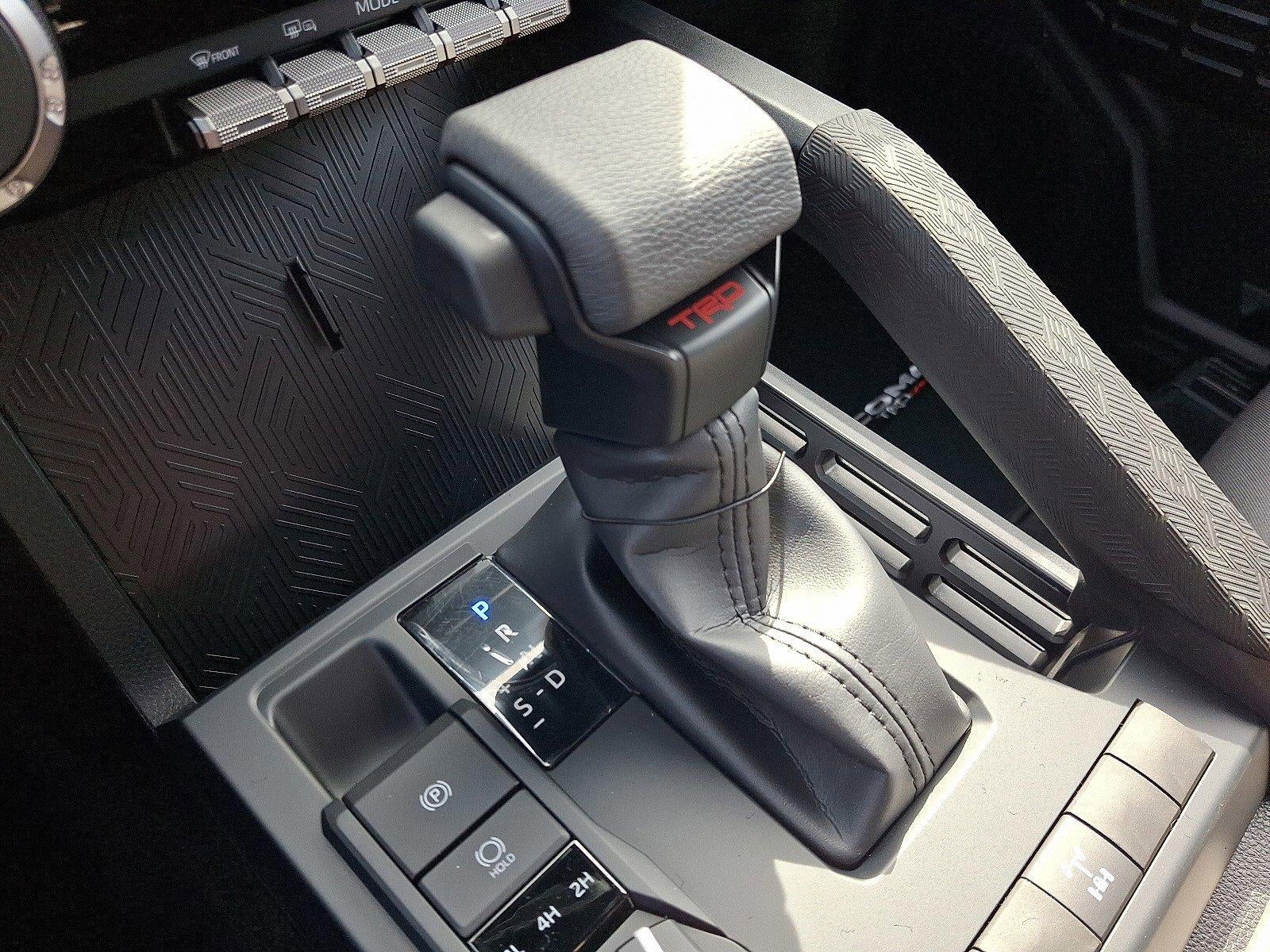 2025 Toyota Tacoma 4WD 4WD SR Double Cab 5' Bed MT (Natl)