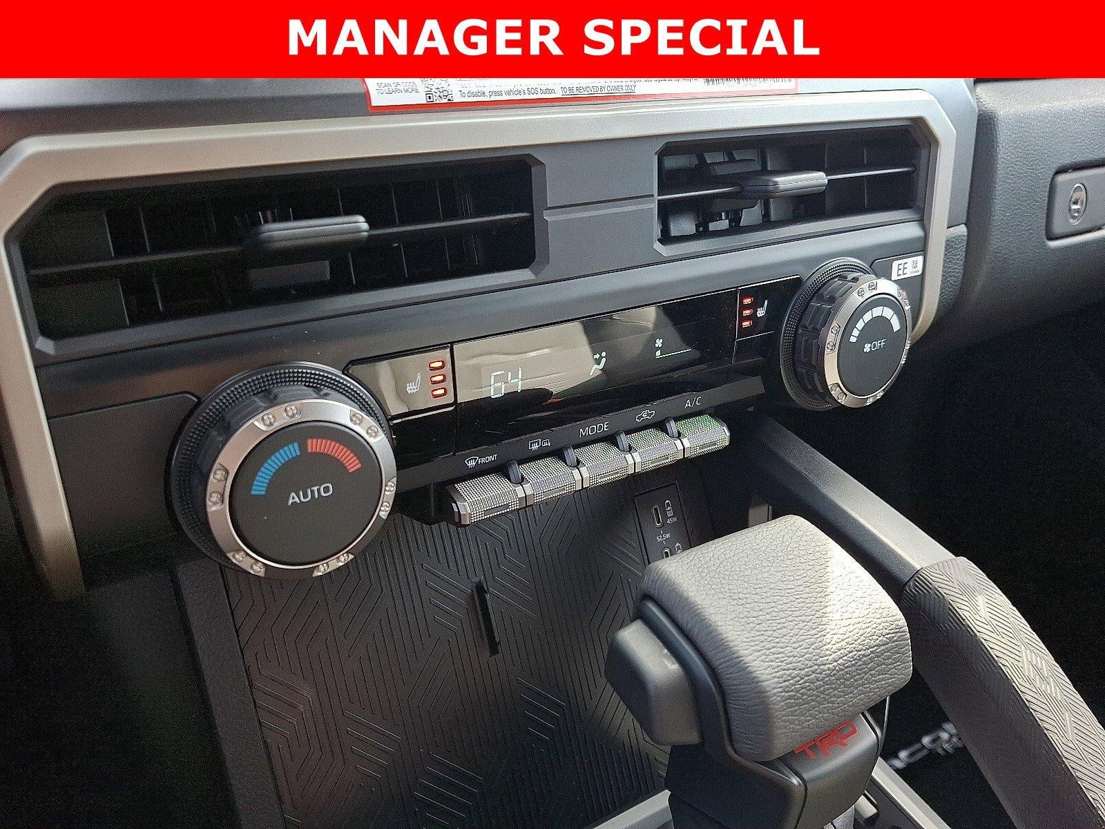 2025 Toyota Tacoma 4WD 4WD SR Double Cab 5' Bed MT (Natl)