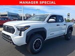 2025 Toyota Tacoma 4WD 4WD SR Double Cab 5' Bed MT (Natl)
