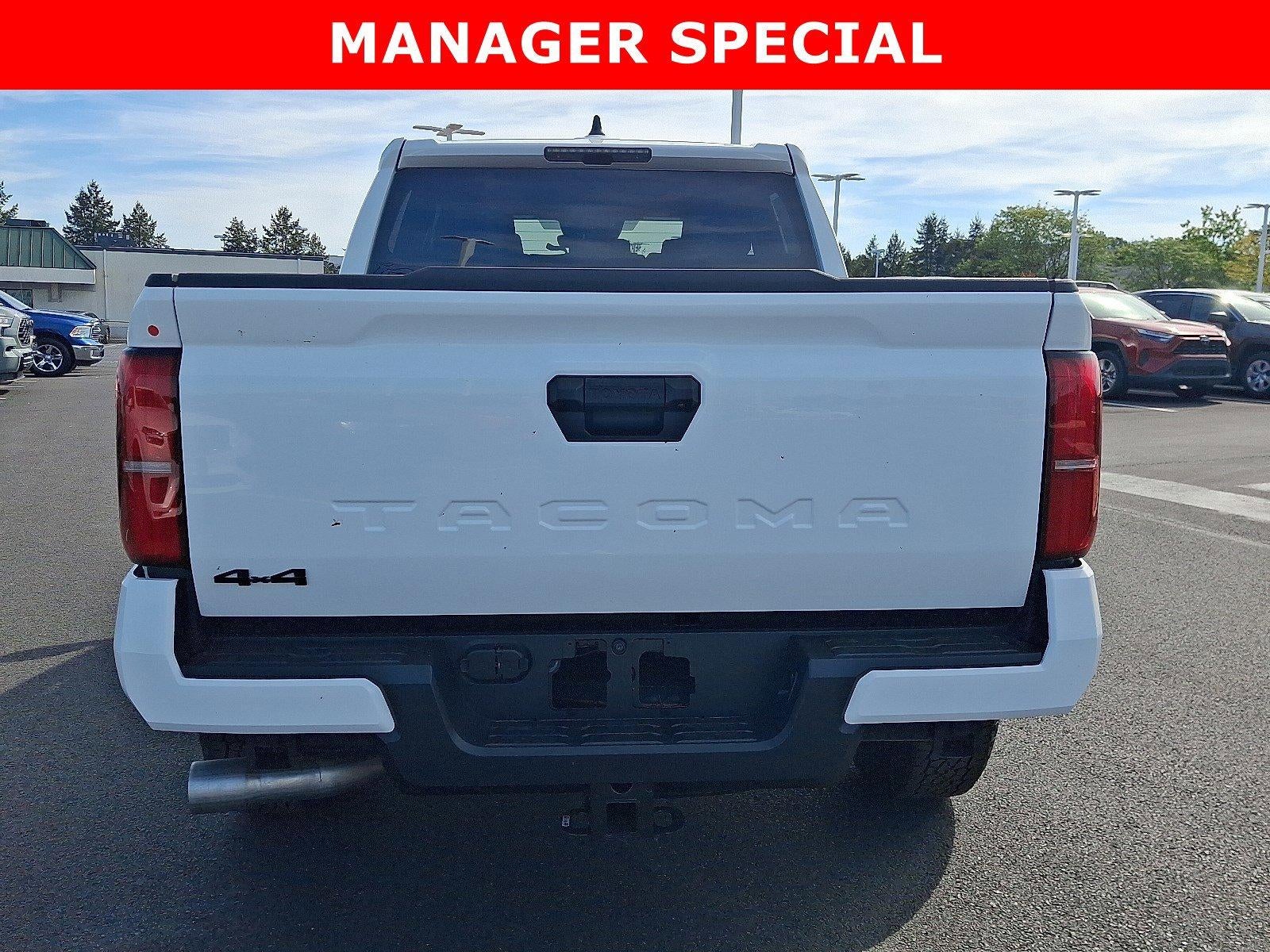 2025 Toyota Tacoma 4WD 4WD SR Double Cab 5' Bed MT (Natl)