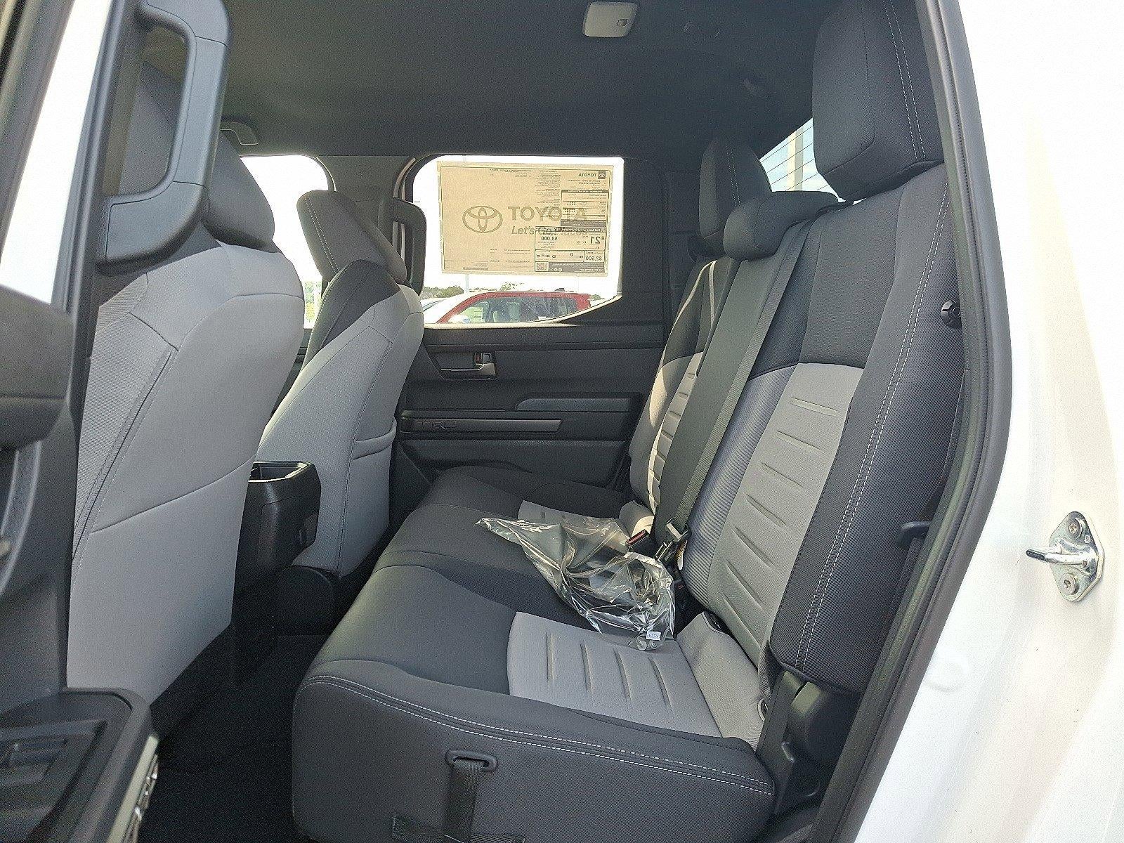 2025 Toyota Tacoma 4WD 4WD SR Double Cab 5' Bed MT (Natl)