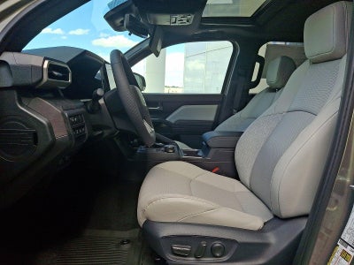 2026 Toyota Tacoma 4WD 4WD Limited Double Cab 5' Bed AT (Natl)