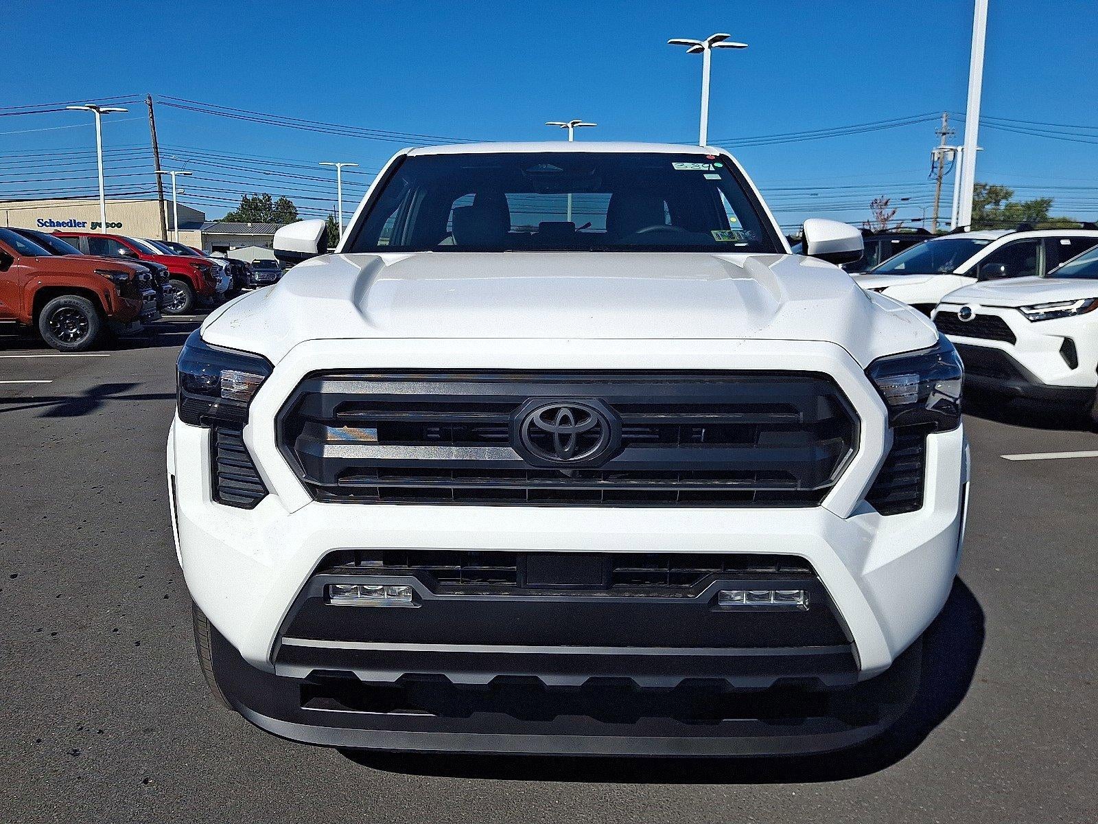 2025 Toyota Tacoma 4WD 4WD SR Double Cab 5' Bed AT (GS)