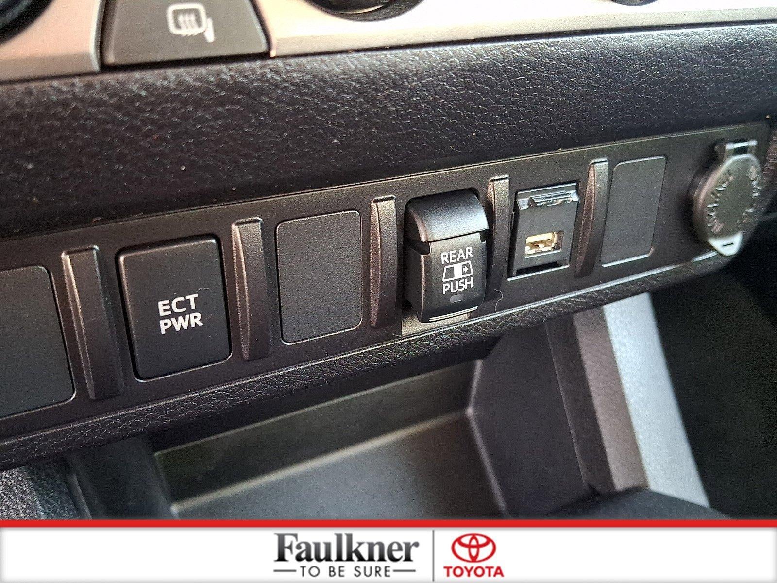 2022 Toyota Tacoma 4WD 4WD SR5 Double Cab 5' Bed V6 AT (GS)