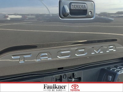 2022 Toyota Tacoma 4WD 4WD TRD Sport Double Cab 5' Bed V6 AT (Natl)