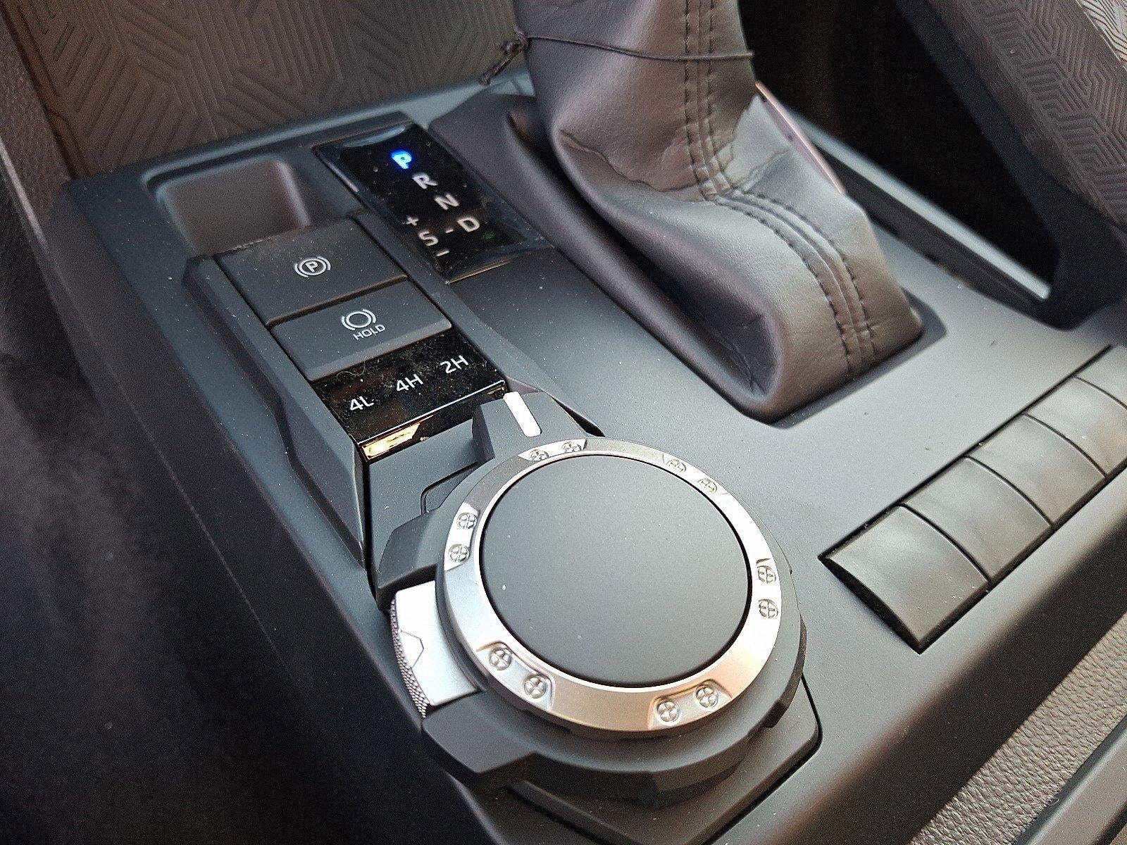 2026 Toyota Tacoma 4WD 4WD SR XtraCab 6' Bed AT (SE)