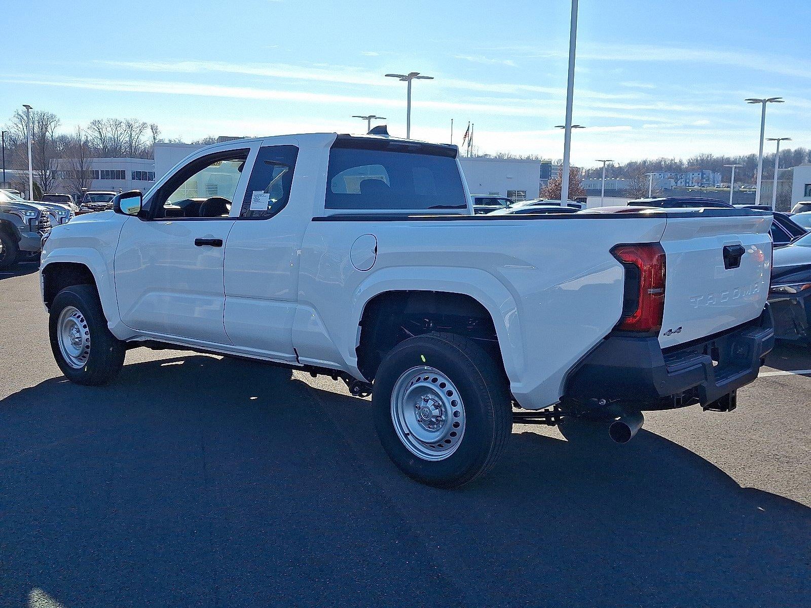 2026 Toyota Tacoma 4WD 4WD SR XtraCab 6' Bed AT (SE)