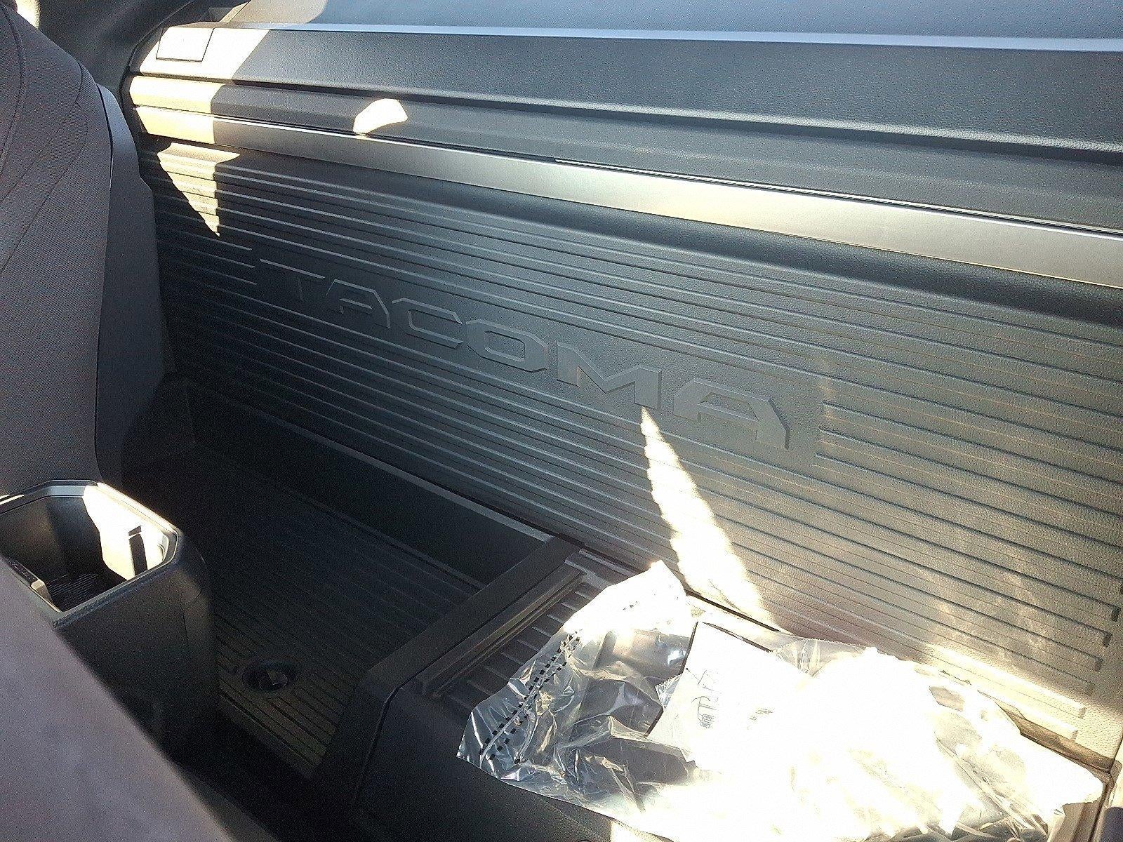 2026 Toyota Tacoma 4WD 4WD SR XtraCab 6' Bed AT (SE)