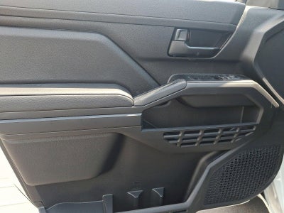 2026 Toyota Tacoma 2WD 2WD SR Double Cab 5' Bed AT (GS)
