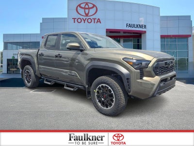2026 Toyota Tacoma 4WD 4WD TRD Off Road Double Cab 5' Bed AT (Natl)