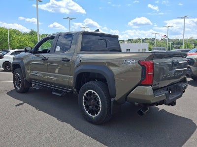2026 Toyota Tacoma 4WD 4WD TRD Off Road Double Cab 5' Bed AT (Natl)