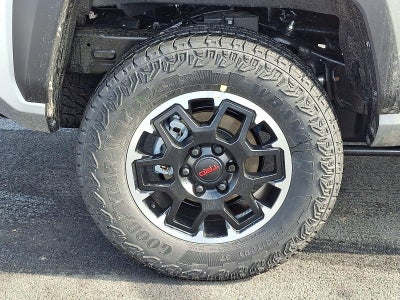 2026 Toyota Tacoma 4WD 4WD TRD Off Road Double Cab 5' Bed AT (Natl)