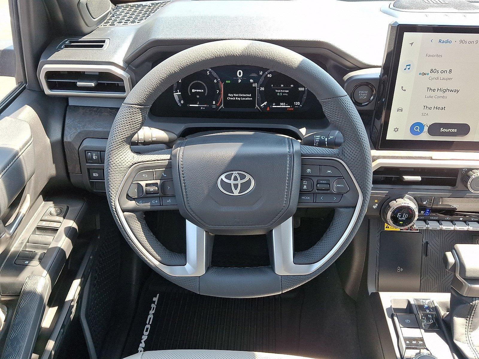 2026 Toyota Tacoma 4WD 4WD Limited Double Cab 5' Bed AT (Natl)