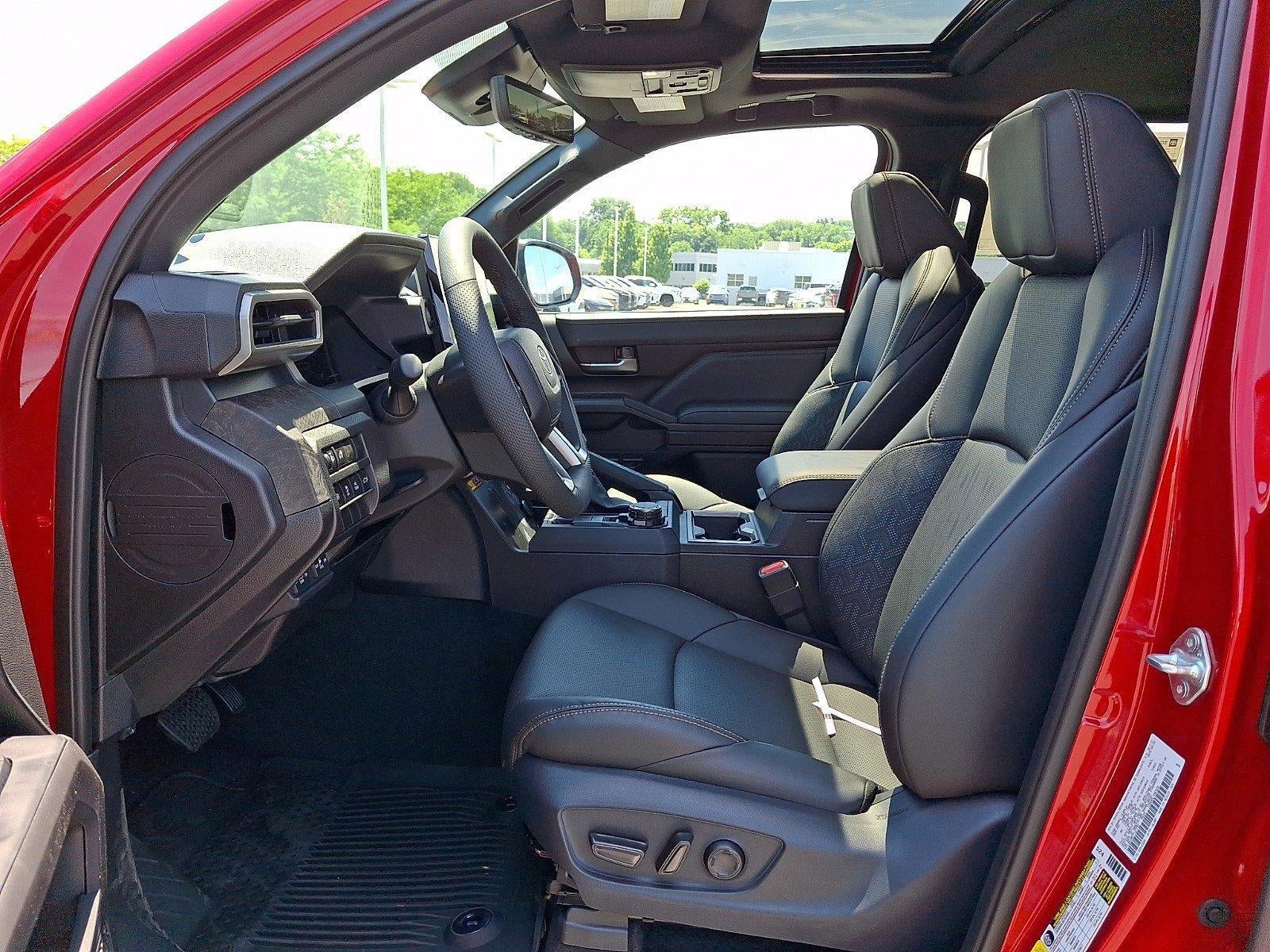 2026 Toyota Tacoma 4WD 4WD Limited Double Cab 5' Bed AT (Natl)