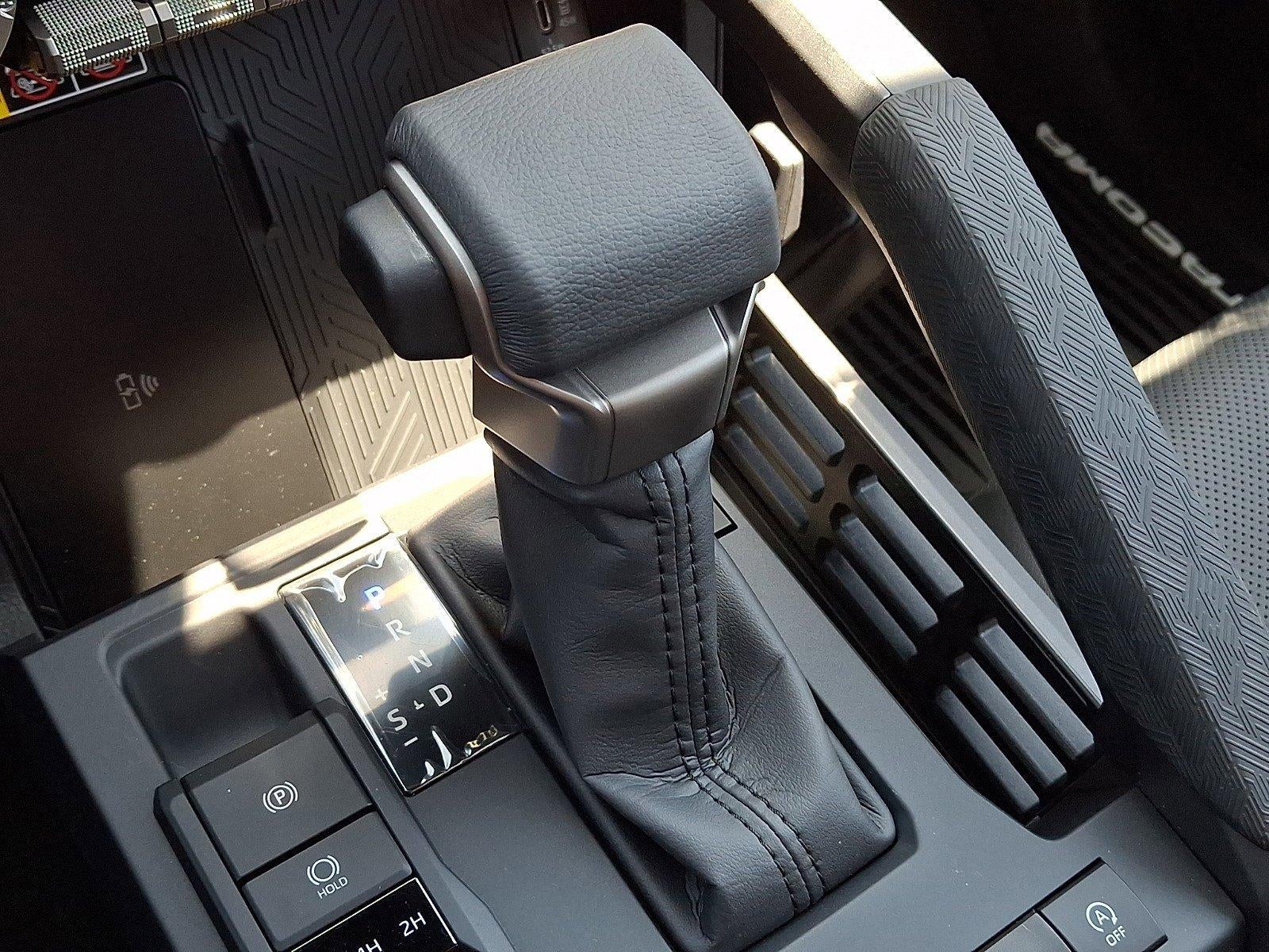 2026 Toyota Tacoma 4WD 4WD Limited Double Cab 5' Bed AT (Natl)