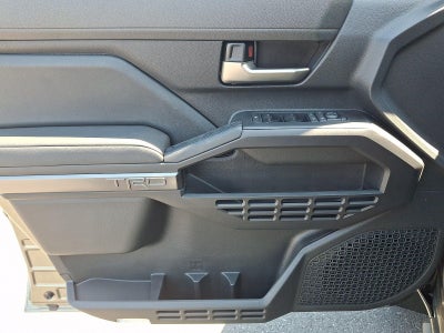 2026 Toyota Tacoma 4WD 4WD TRD Off Road Double Cab 5' Bed AT (Natl)