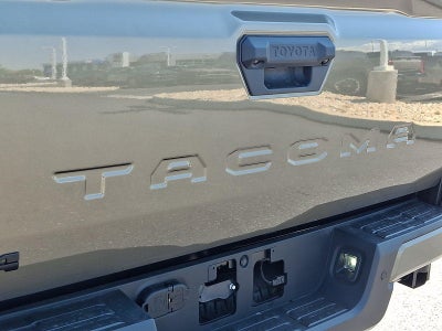 2026 Toyota Tacoma 4WD 4WD TRD Off Road Double Cab 5' Bed AT (Natl)
