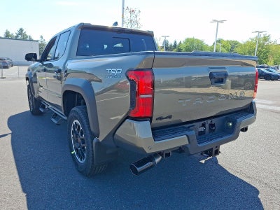 2026 Toyota Tacoma 4WD 4WD TRD Off Road Double Cab 5' Bed AT (Natl)