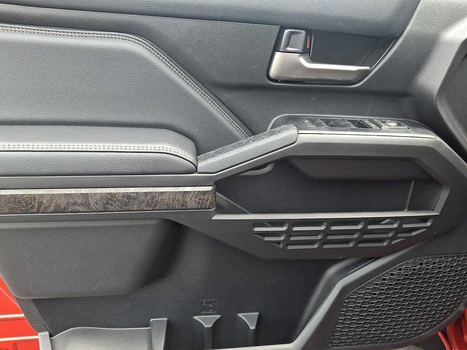 2026 Toyota Tacoma 4WD 4WD Limited Double Cab 5' Bed AT (Natl)