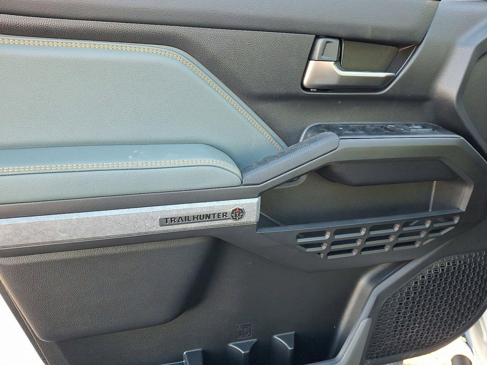 2026 Toyota Tacoma 4WD 4WD TRD Sport Hybrid Double Cab 5' Bed AT (Natl)