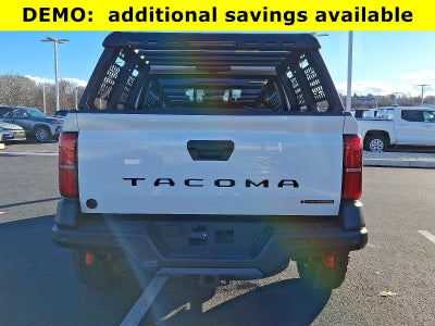 2026 Toyota Tacoma 4WD 4WD TRD Sport Hybrid Double Cab 5' Bed AT (Natl)