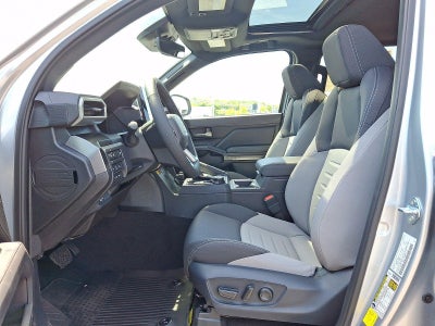 2026 Toyota Tacoma 4WD 4WD TRD Off Road Hybrid Double Cab 5' Bed AT (Natl)