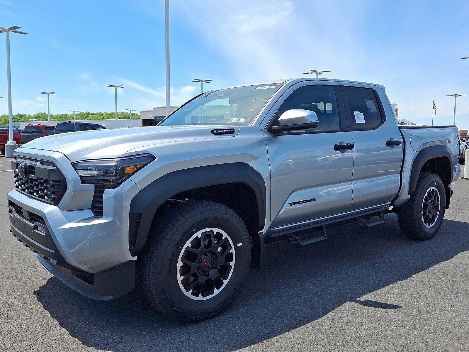 2026 Toyota Tacoma 4WD 4WD TRD Off Road Hybrid Double Cab 5' Bed AT (Natl)