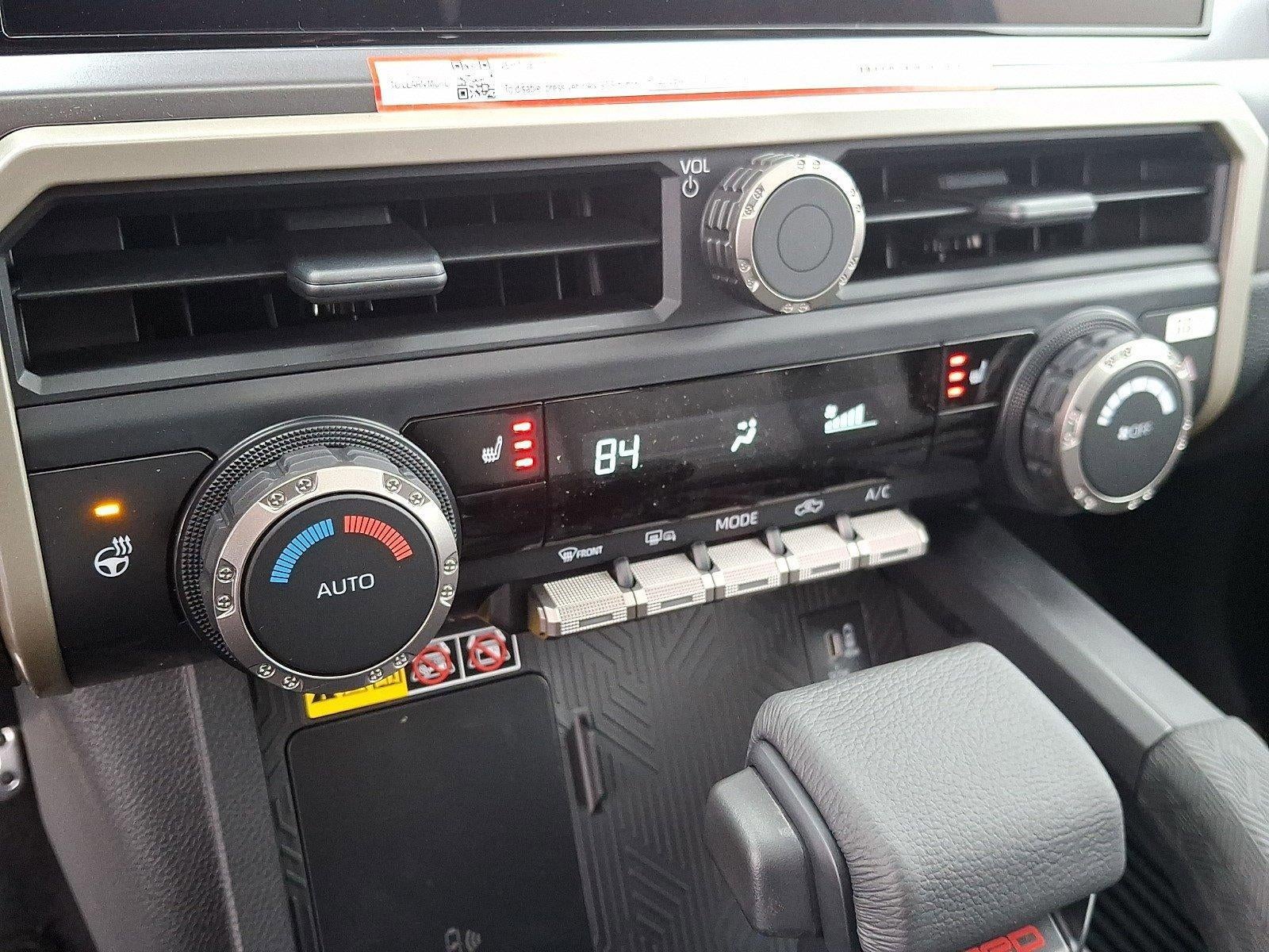 2026 Toyota Tacoma 4WD 4WD TRD Sport Hybrid Double Cab 5' Bed AT (Natl)