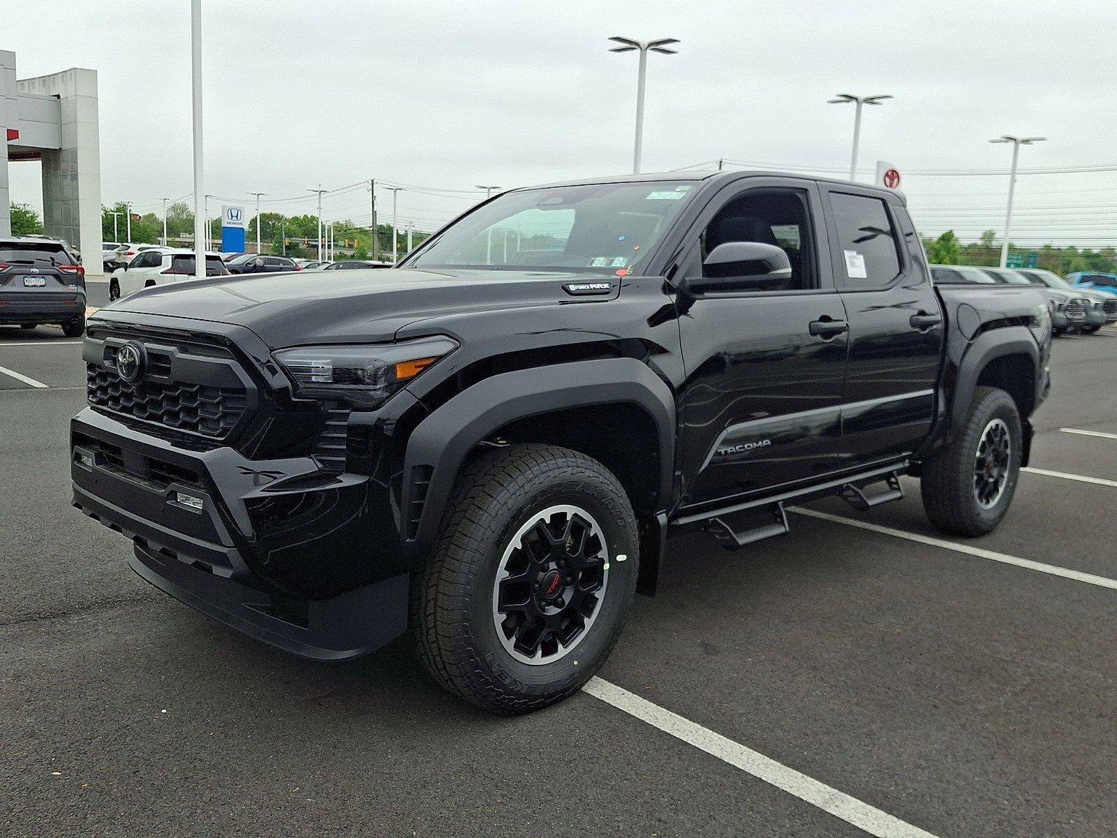 2026 Toyota Tacoma 4WD 4WD TRD Off Road Hybrid Double Cab 5' Bed AT (Natl)