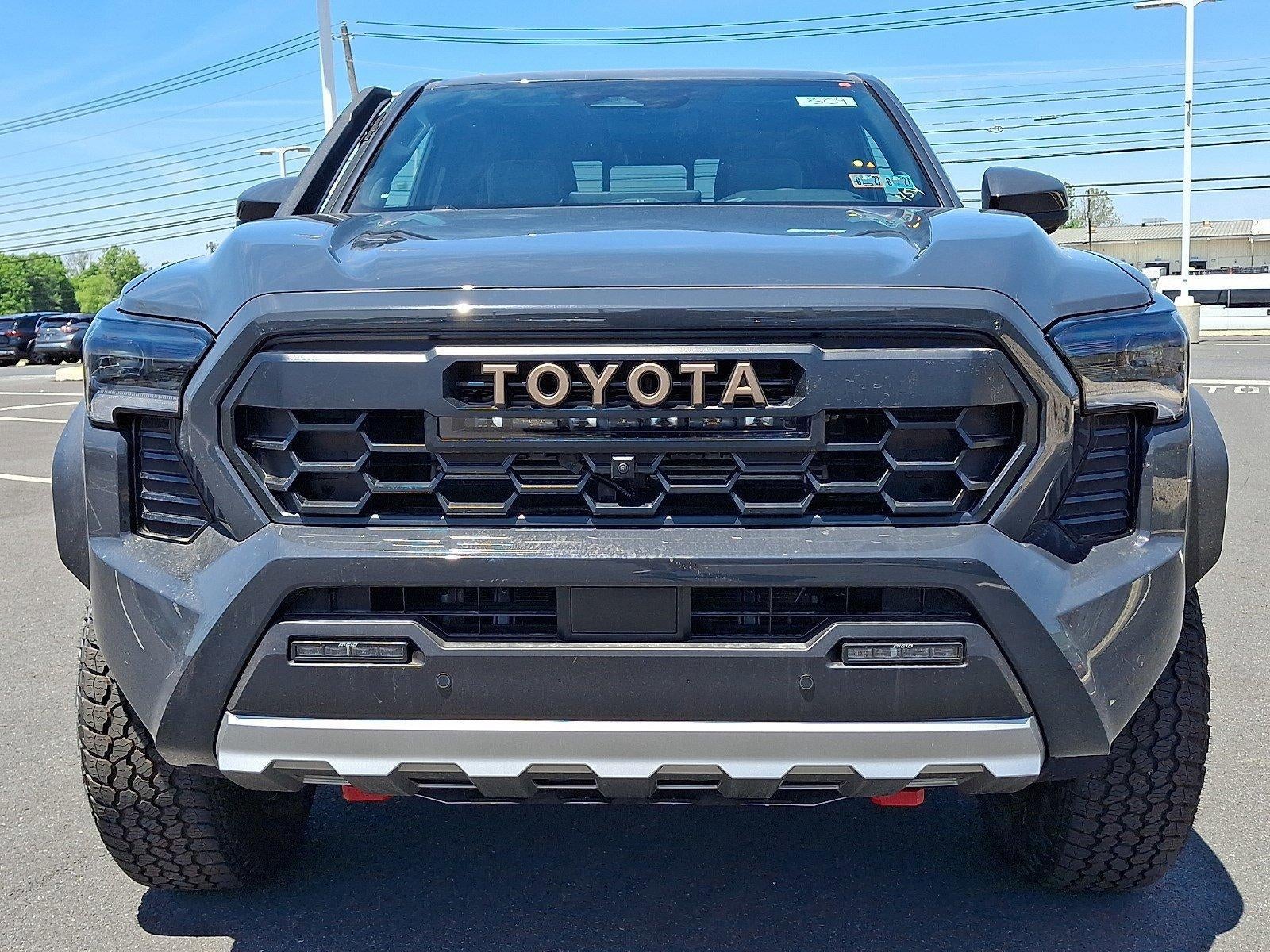 2026 Toyota Tacoma 4WD 4WD Trailhunter Hybrid Double Cab 5' Bed AT (Natl)
