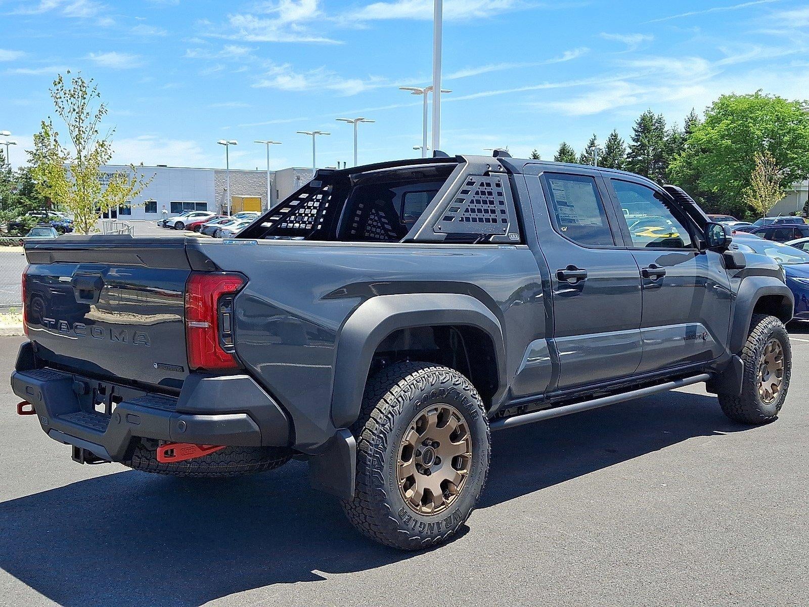 2026 Toyota Tacoma 4WD 4WD Trailhunter Hybrid Double Cab 5' Bed AT (Natl)