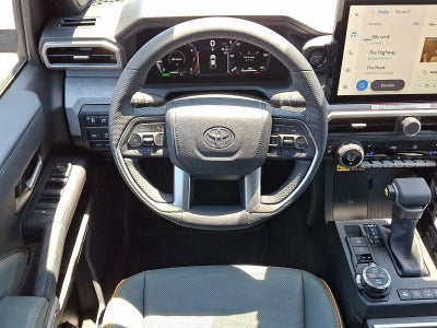 2026 Toyota Tacoma 4WD 4WD Trailhunter Hybrid Double Cab 5' Bed AT (Natl)