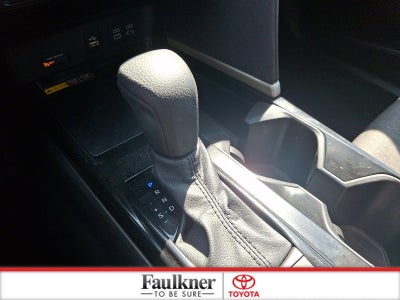 2025 Toyota Camry LE (SE)