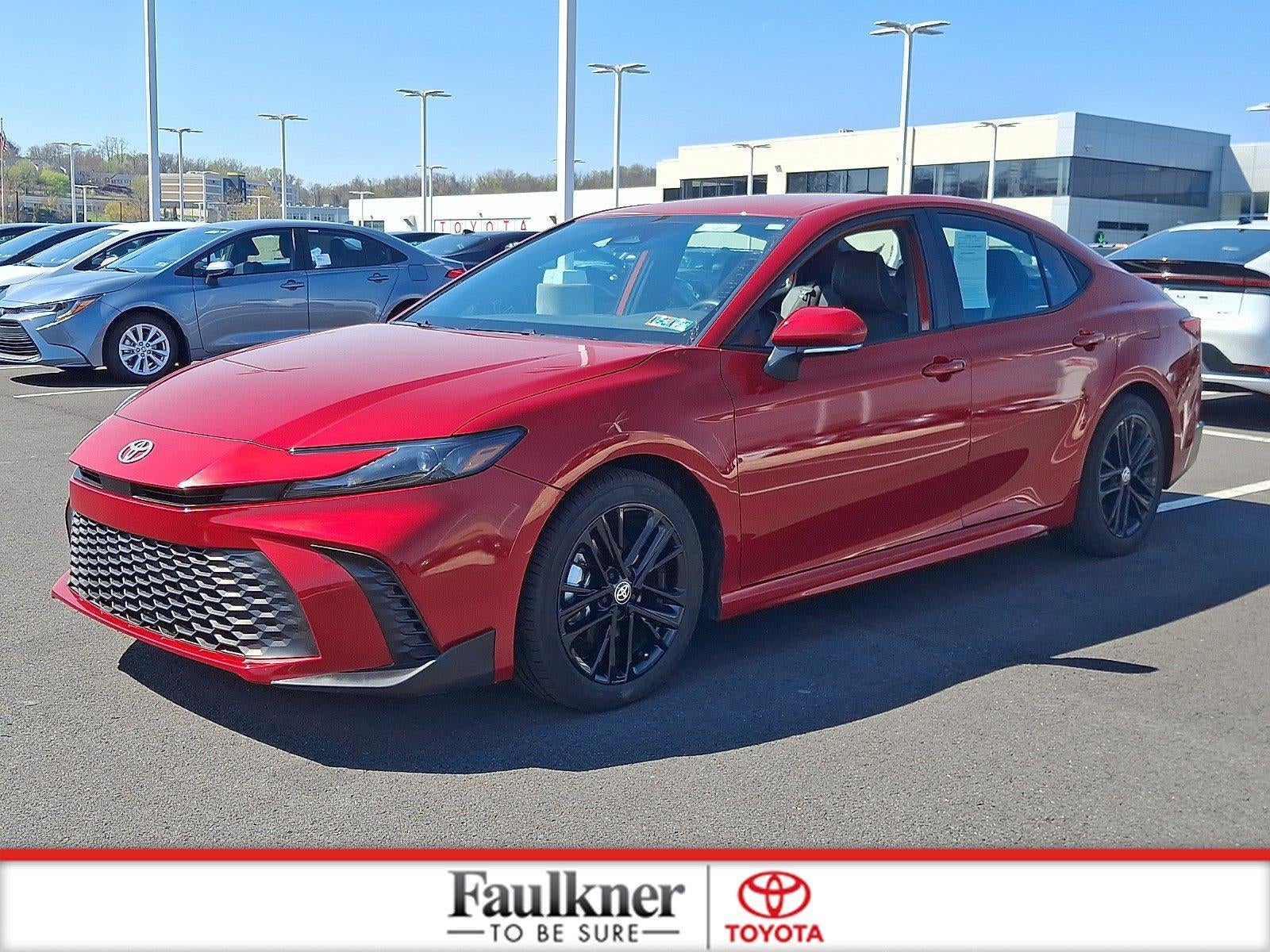 2025 Toyota Camry SE (SE)