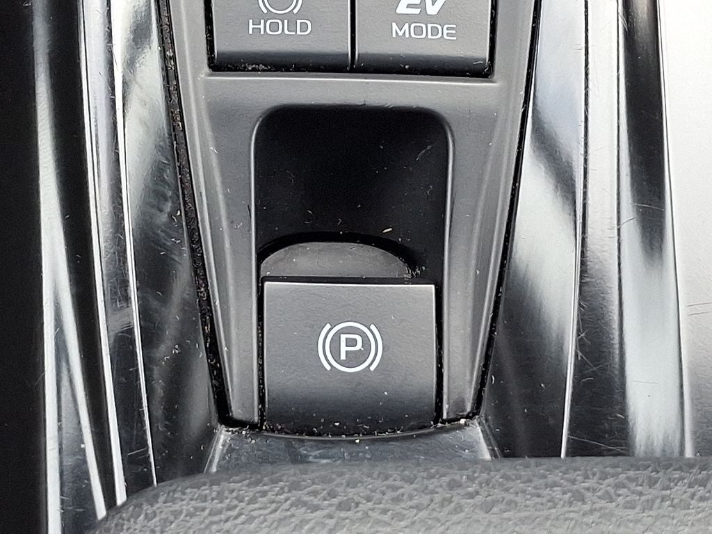 2025 Toyota Camry SE (SE)