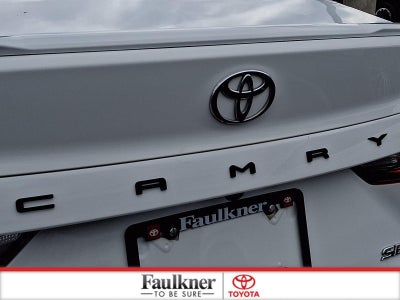 2025 Toyota Camry SE (SE)