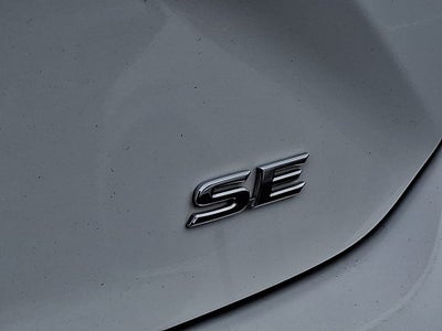 2025 Toyota Camry SE (SE)
