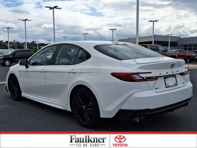 2025 Toyota Camry SE (SE)