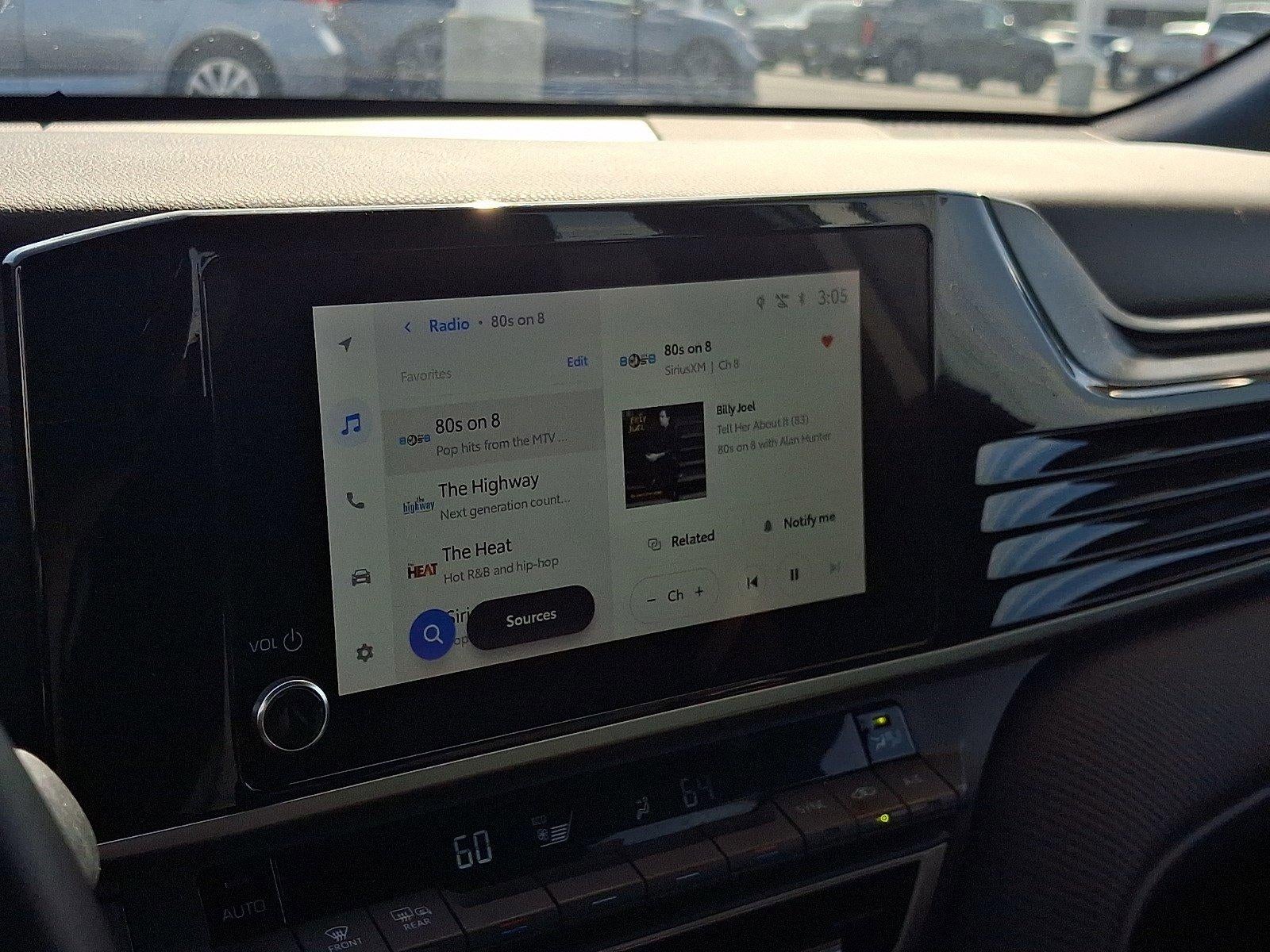 2025 Toyota Camry LE (SE)