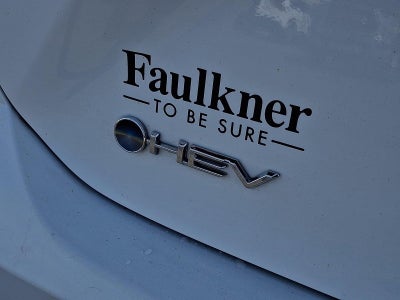 2025 Toyota Camry LE (SE)