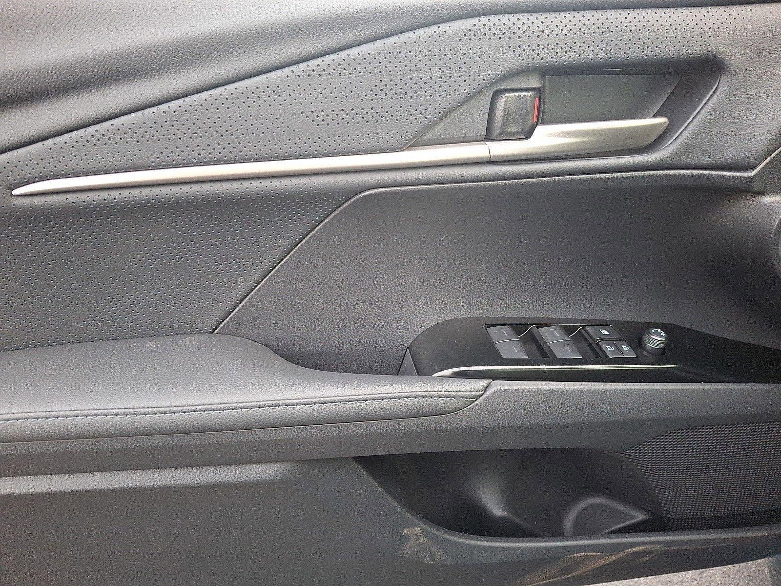 2026 Toyota Camry XSE (Natl)